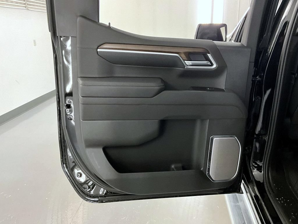2026 Chevrolet Silverado 1500 High Country - Photo 22