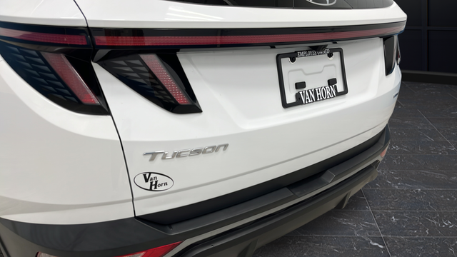 Used 2023 Serenity White Pearl Hyundai SEL image 38