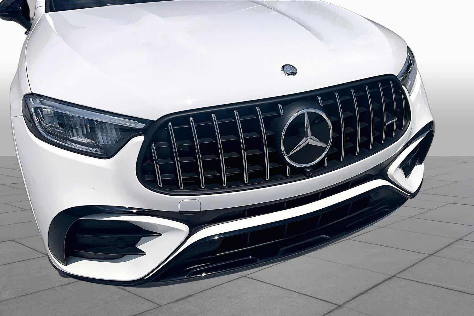 Used 2025 Polar White Mercedes-Benz AMG® GLC 43 image 30