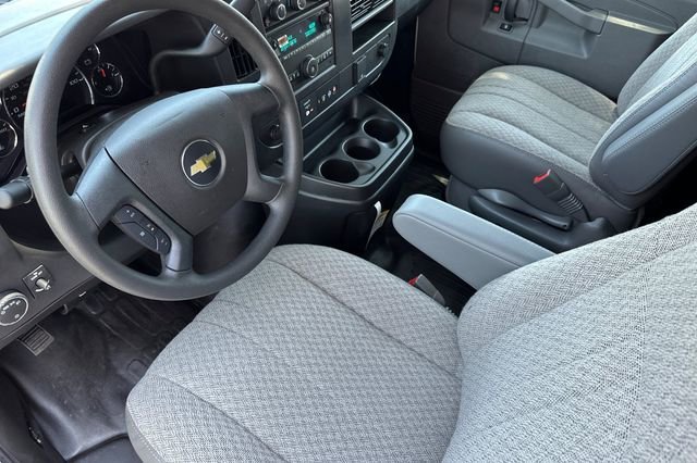 2025 Chevrolet Express Cargo Work Van - Photo 13