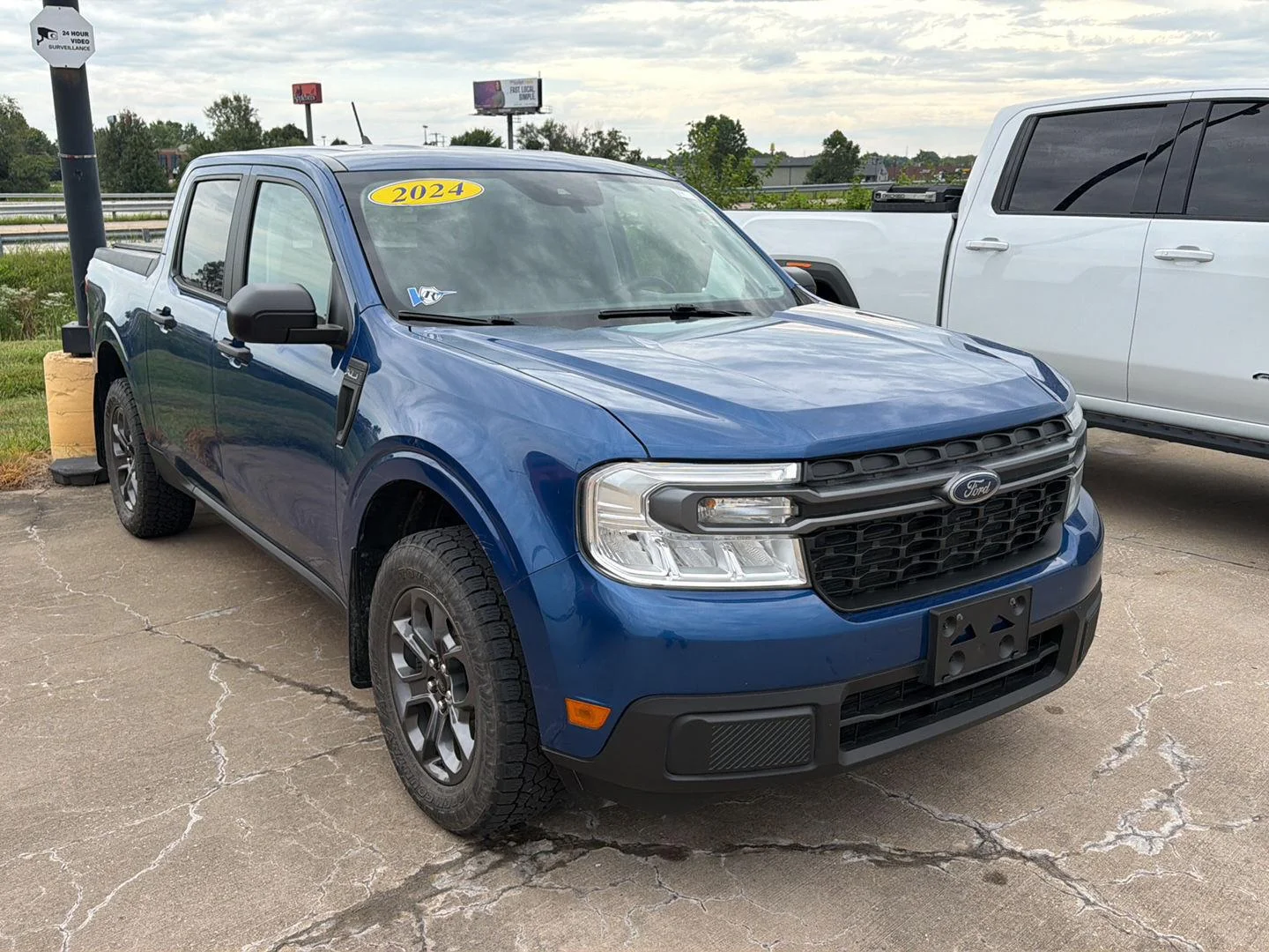 Used 2024 Ford Maverick XLT with VIN 3FTTW8H38RRA55768 for sale in Kansas City