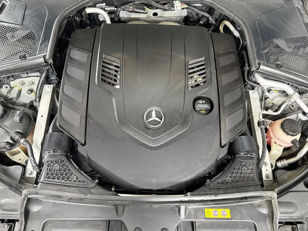 Used 2022 Gray Mercedes-Benz S 580 image 30