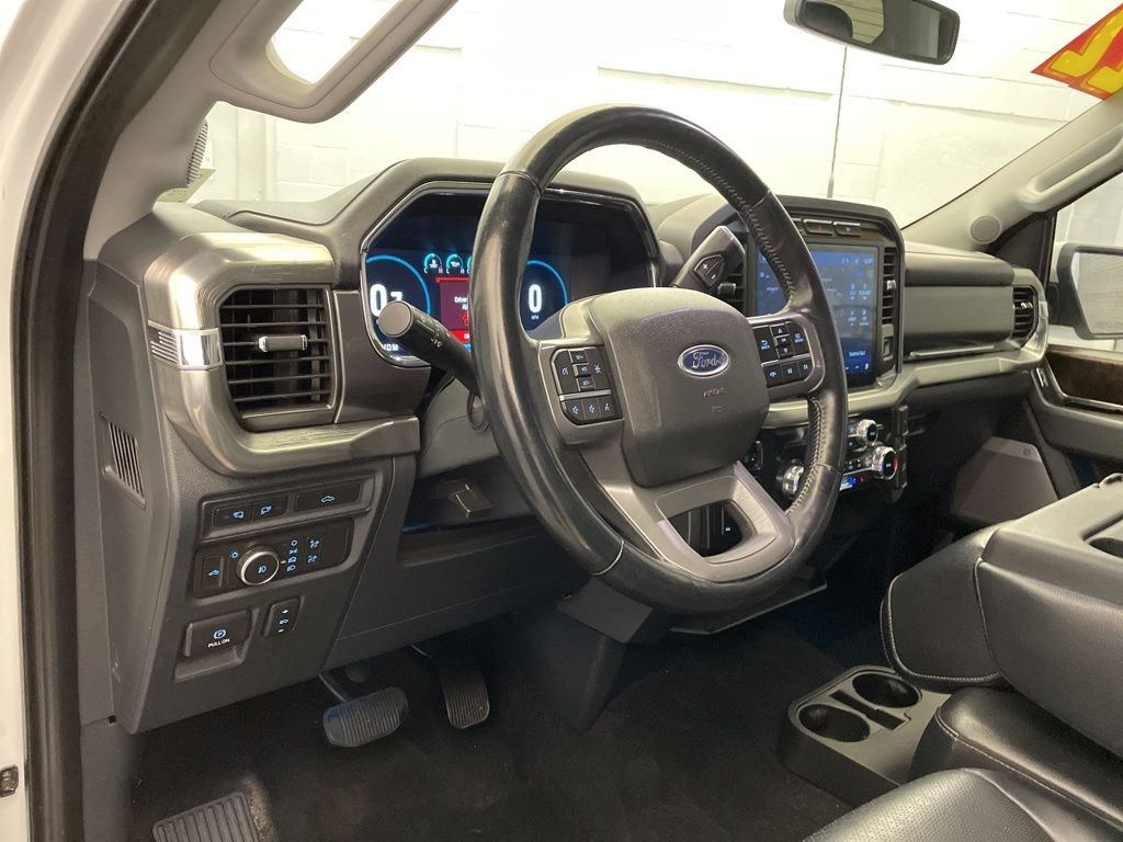 Used 2022 White Ford Lariat image 20