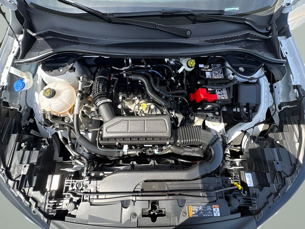 Used 2025 White Ford Active image 28