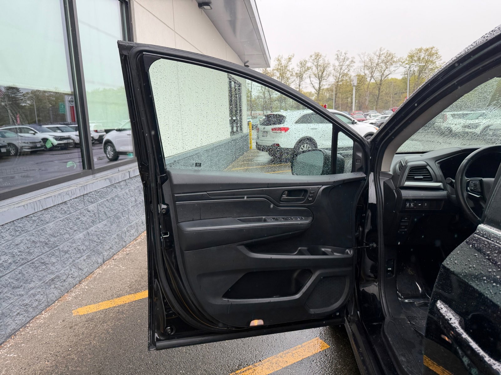 2025 Honda Odyssey EX-L - Photo 29
