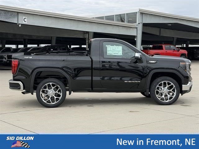 New 2026 Onyx Black GMC Pro image 3