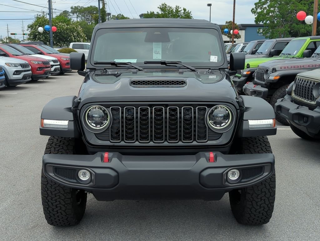 New 2026 Black Clear-Coat Exterior Paint Jeep Rubicon image 10