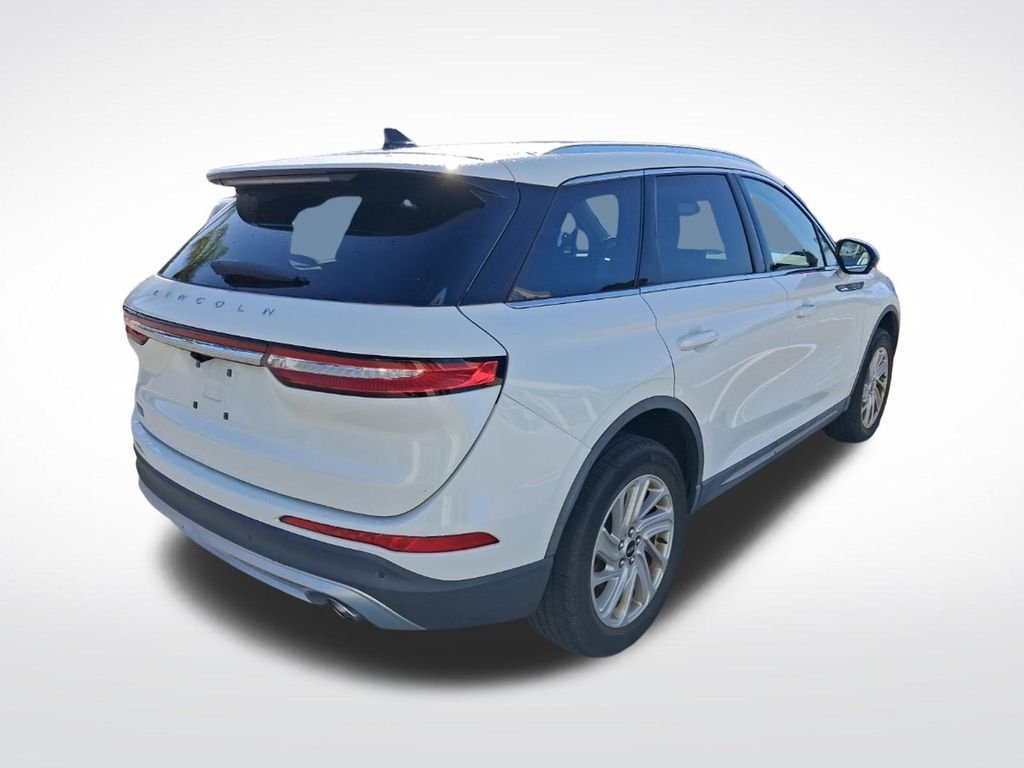 Used 2021 White Lincoln Standard image 6