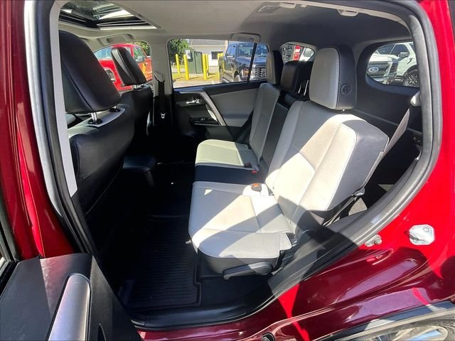 Used 2018 Pearl Toyota Limited image 22