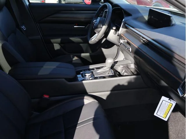 2026 Mazda CX-50 Premium Plus - Photo 11