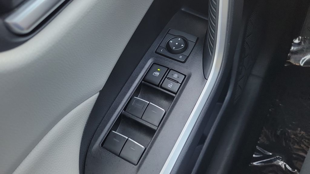Used 2025 Gray Toyota XLE image 18