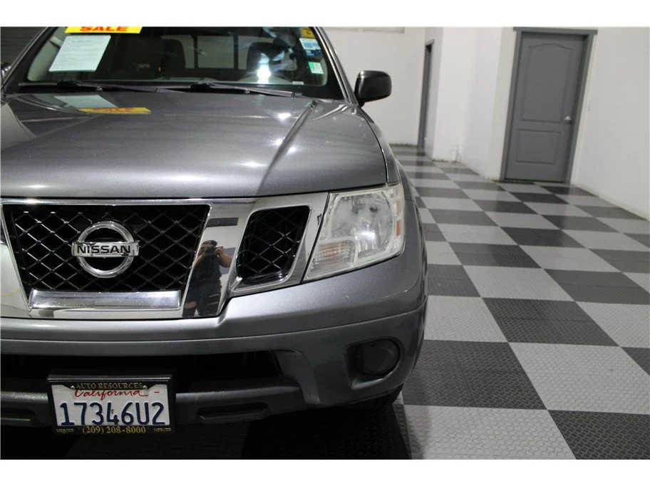 2019 Nissan Frontier SV - Photo 8