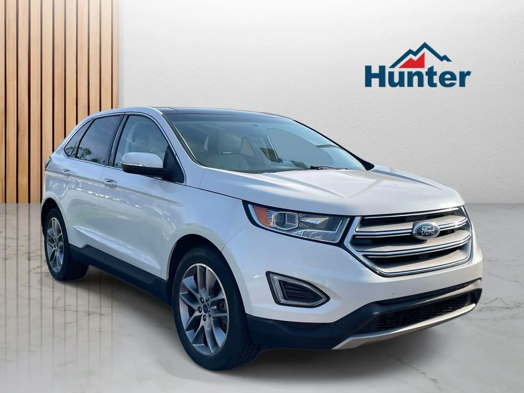 Used 2017 White Platinum Metallic Tri-Coat Ford Titanium image 1