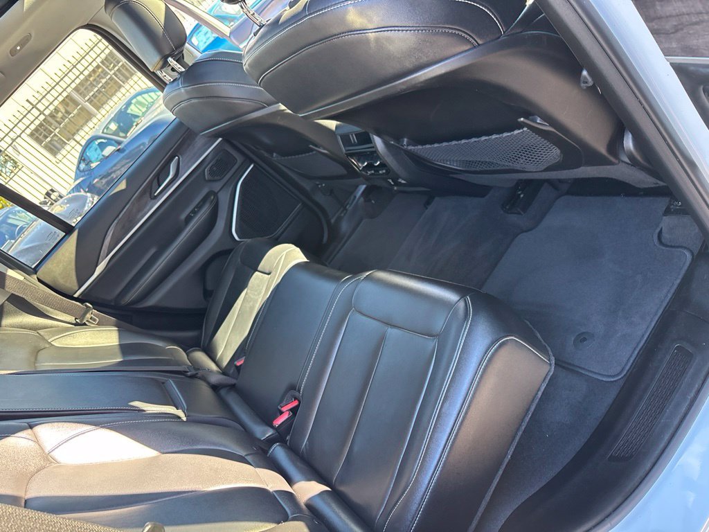 Used 2022 White Jeep Limited image 26