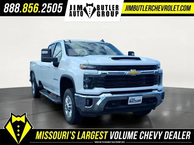 Used 2025 Summit White Chevrolet LT image 25