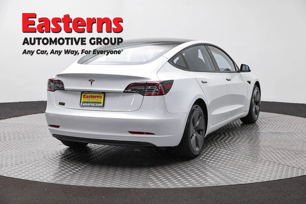 Used 2023 White Tesla Base image 5