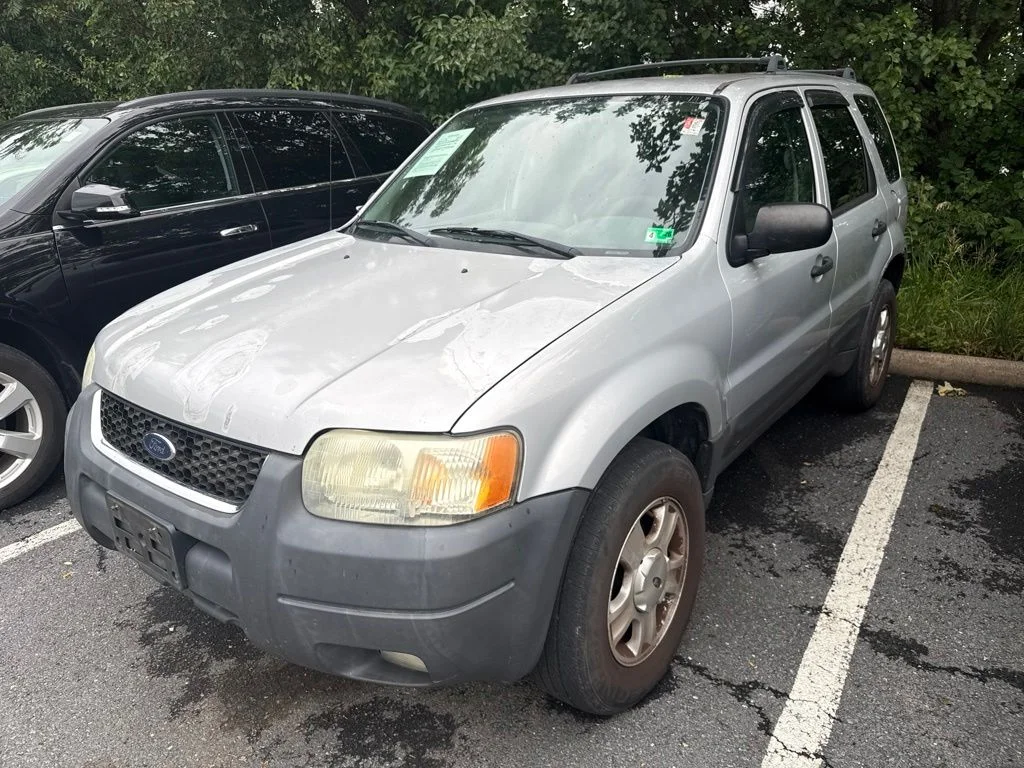 Used 2003  Ford XLT image 2