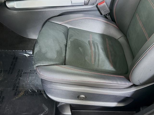 Used 2024 Silver Mercedes-Benz GLB 35 AMG® image 19