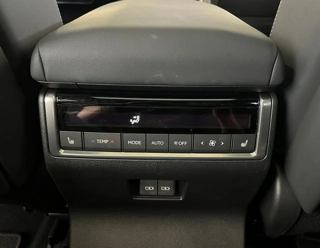 Used 2026 Atomic Silver Lexus 550 Luxury+ image 37