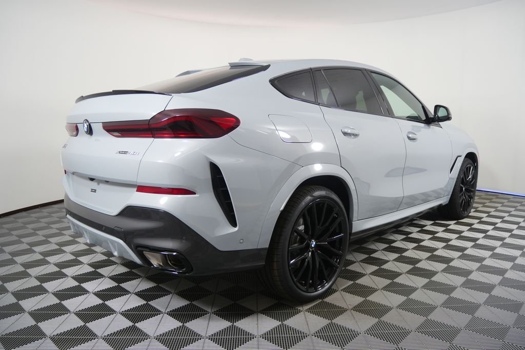 New 2027 Brooklyn Grey Metallic BMW xDrive40i image 3