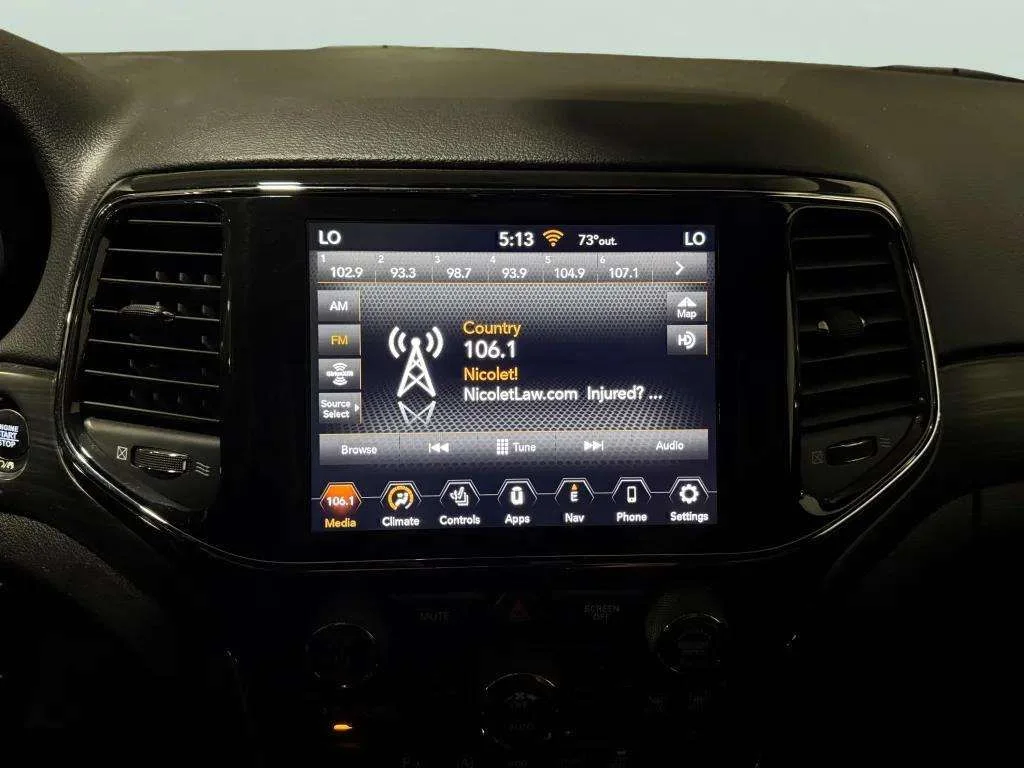 Used 2021 Sting-Gray Clearcoat Jeep Laredo X image 13