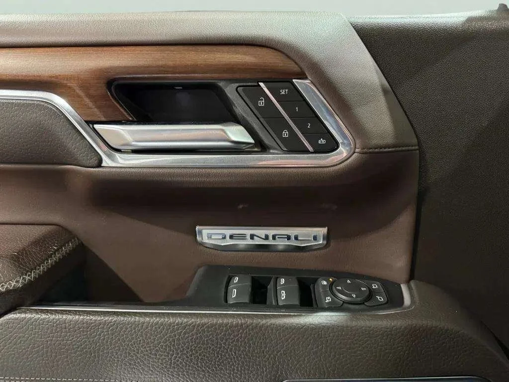 Certified Used 2023 White Frost Tricoat GMC Denali image 24