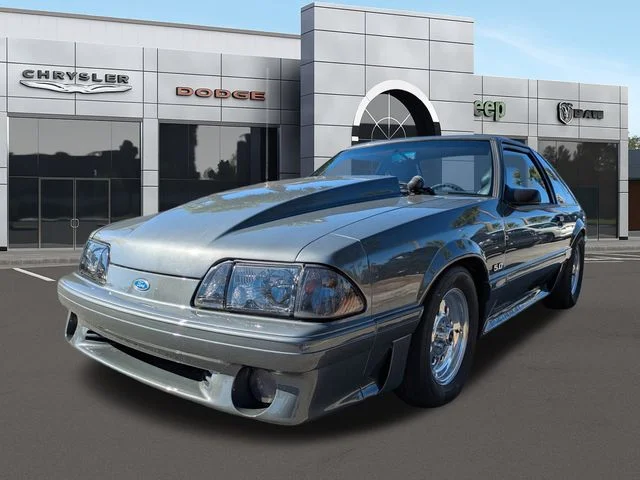 1989 Ford Mustang - Photo 8
