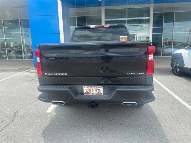 Used 2021 BLACK Chevrolet Custom Trail Boss image 4