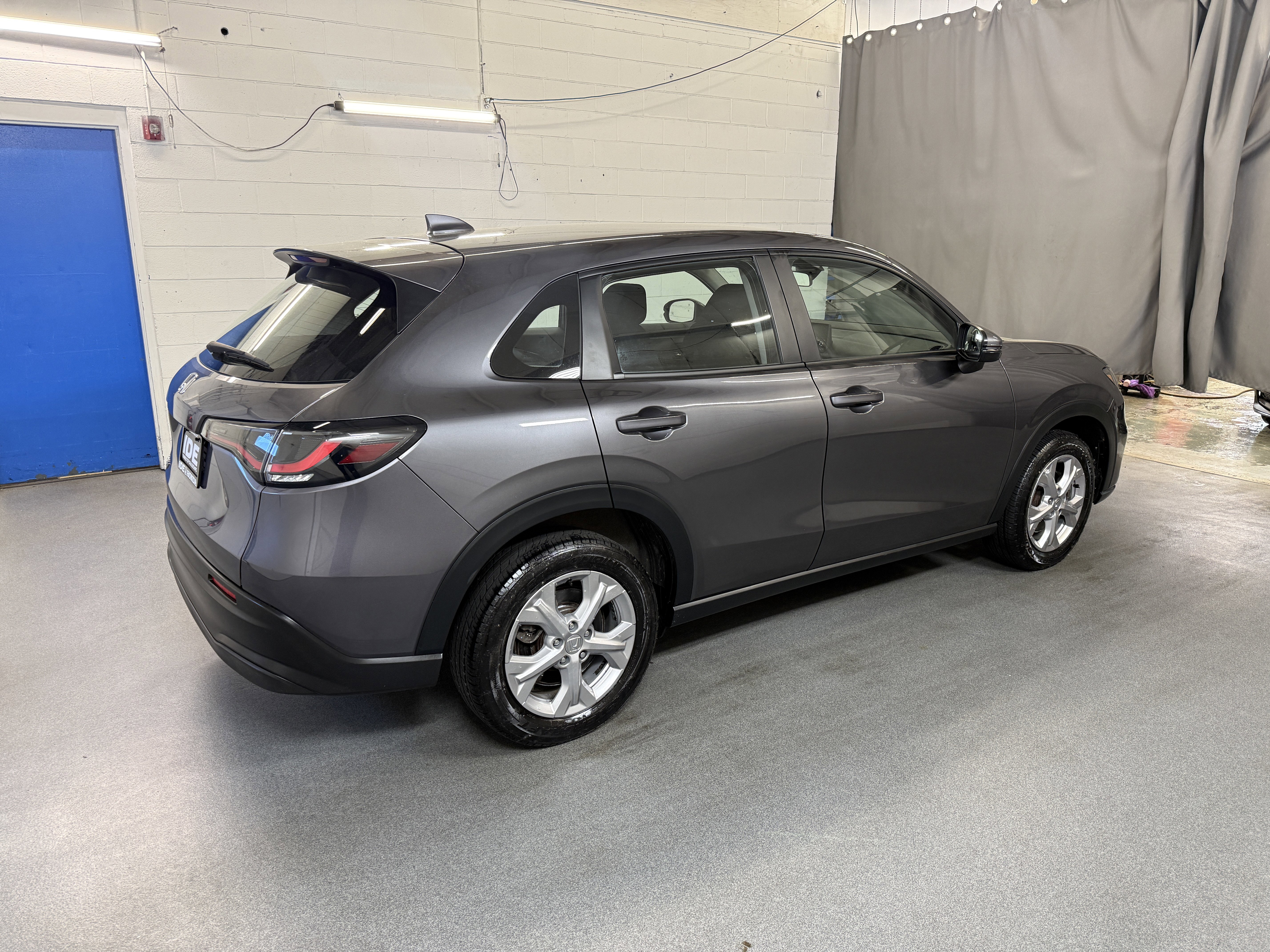 Used 2023 Modern Steel Metallic Honda LX image 9