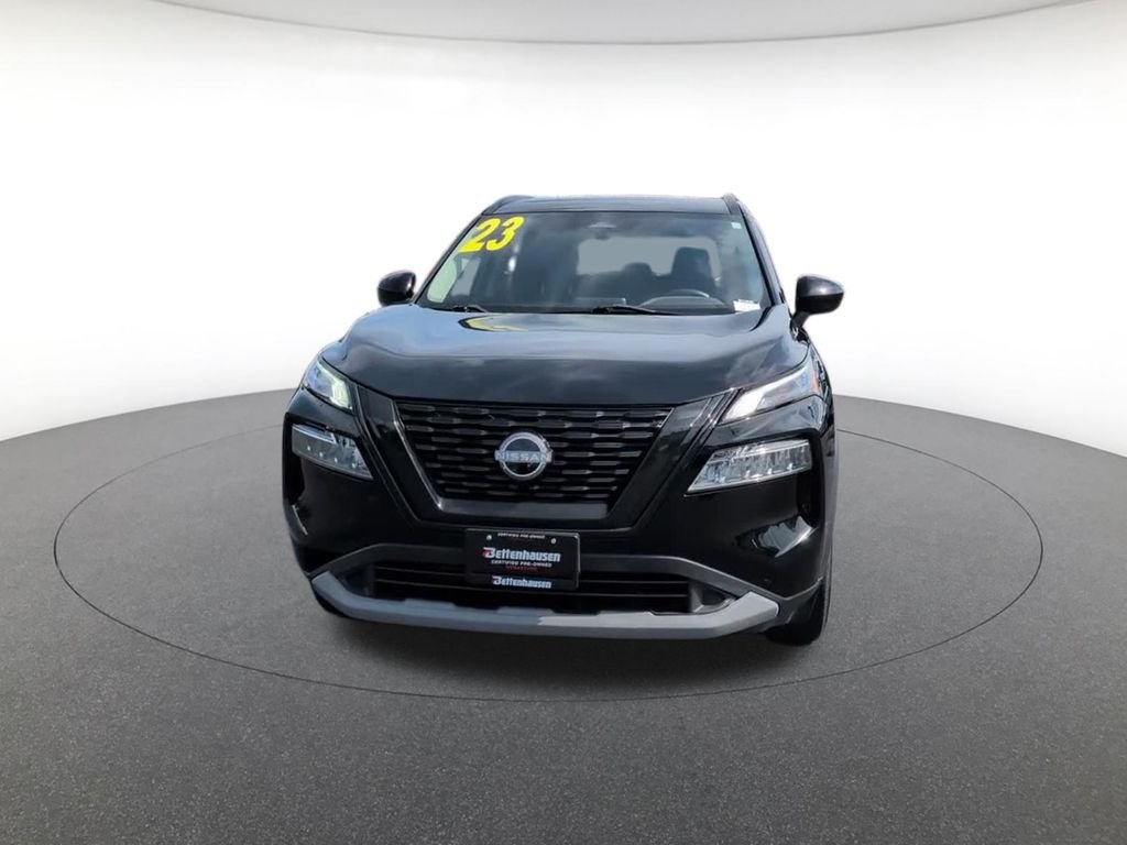 Used 2023 Black Nissan SV image 2