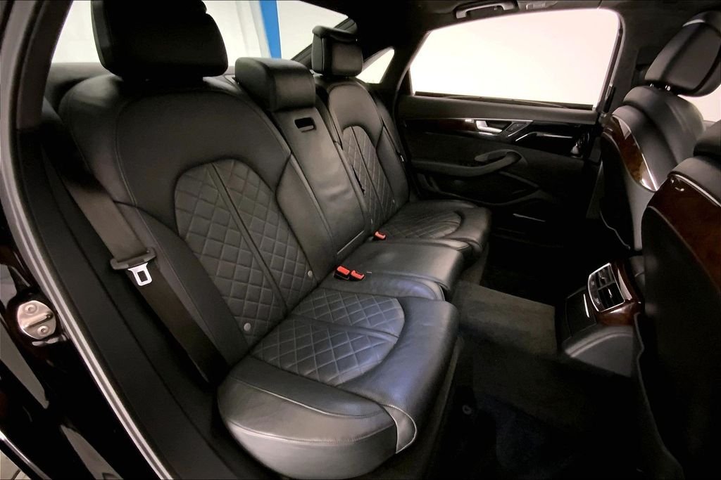 Used 2016 Black Metallic Audi L 4.0T Sport image 15