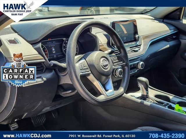 Used 2025 Red Nissan 2.5 SV image 9