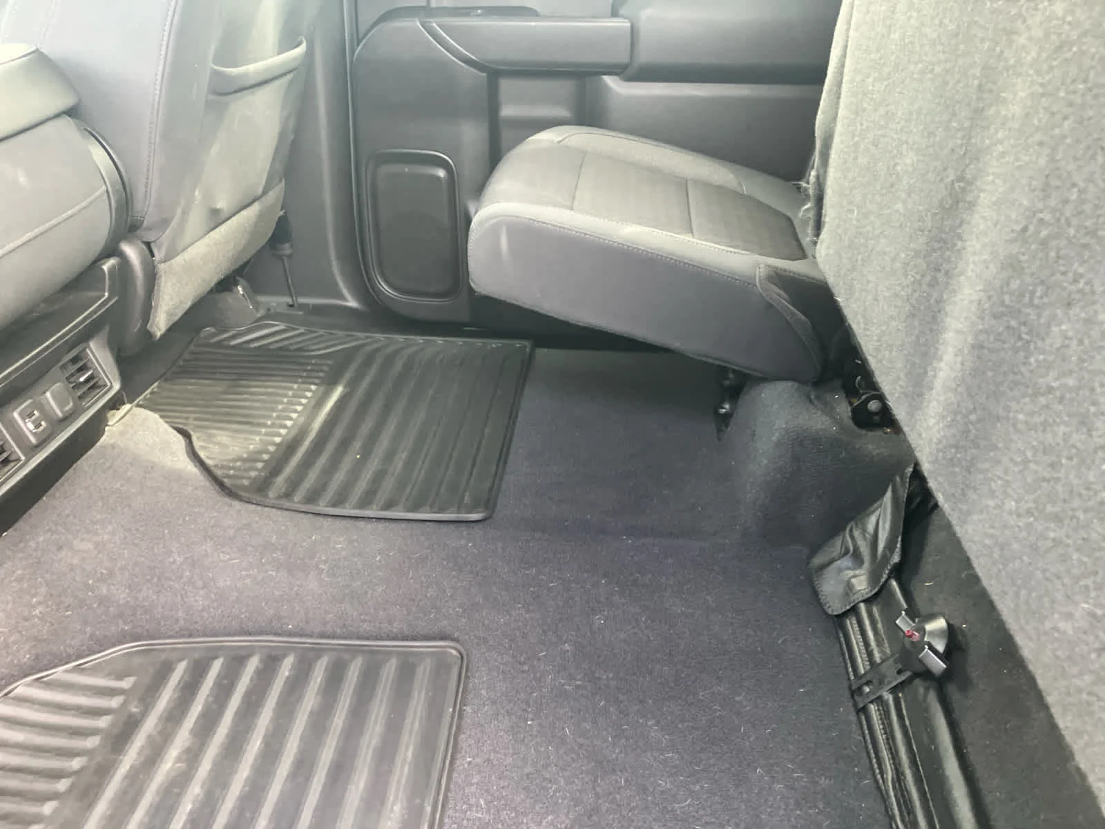 Used 2019 Cajun Red Tintcoat Chevrolet LT image 37