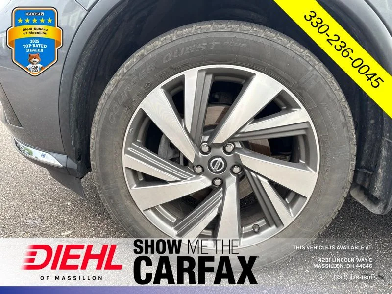 Used 2019 Gray Nissan SL image 6