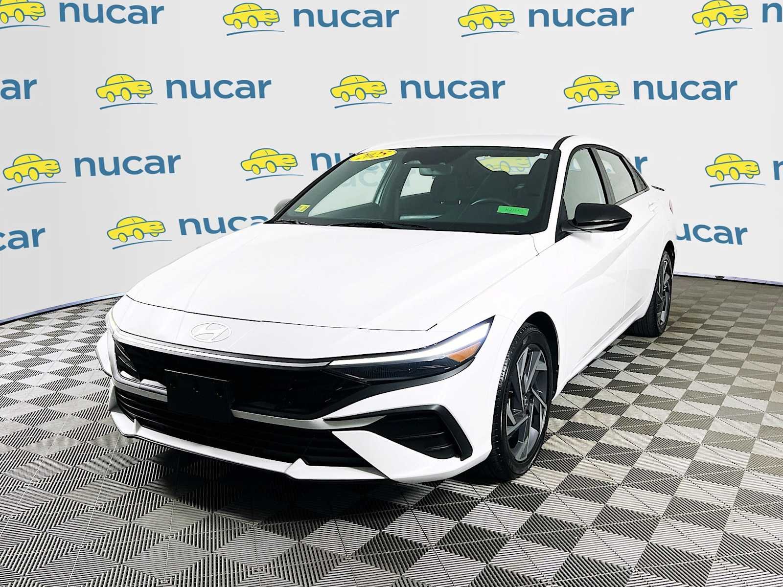 Used 2025 Serenity White Hyundai SEL Sport image 3