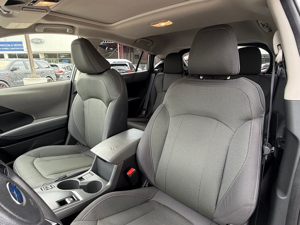 Used 2024 Ice Silver Metallic Subaru Premium image 21