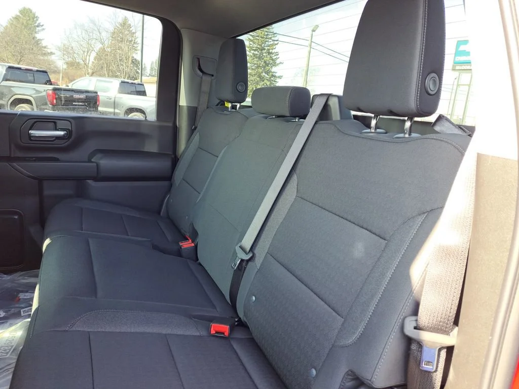 2026 Chevrolet Silverado 2500 HD Custom - Photo 18