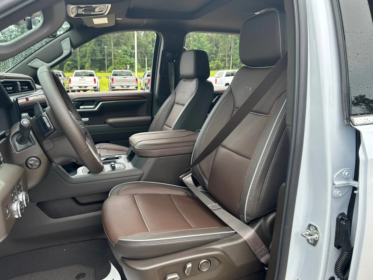 New 2026 Glacier White Tricoat GMC Denali image 17