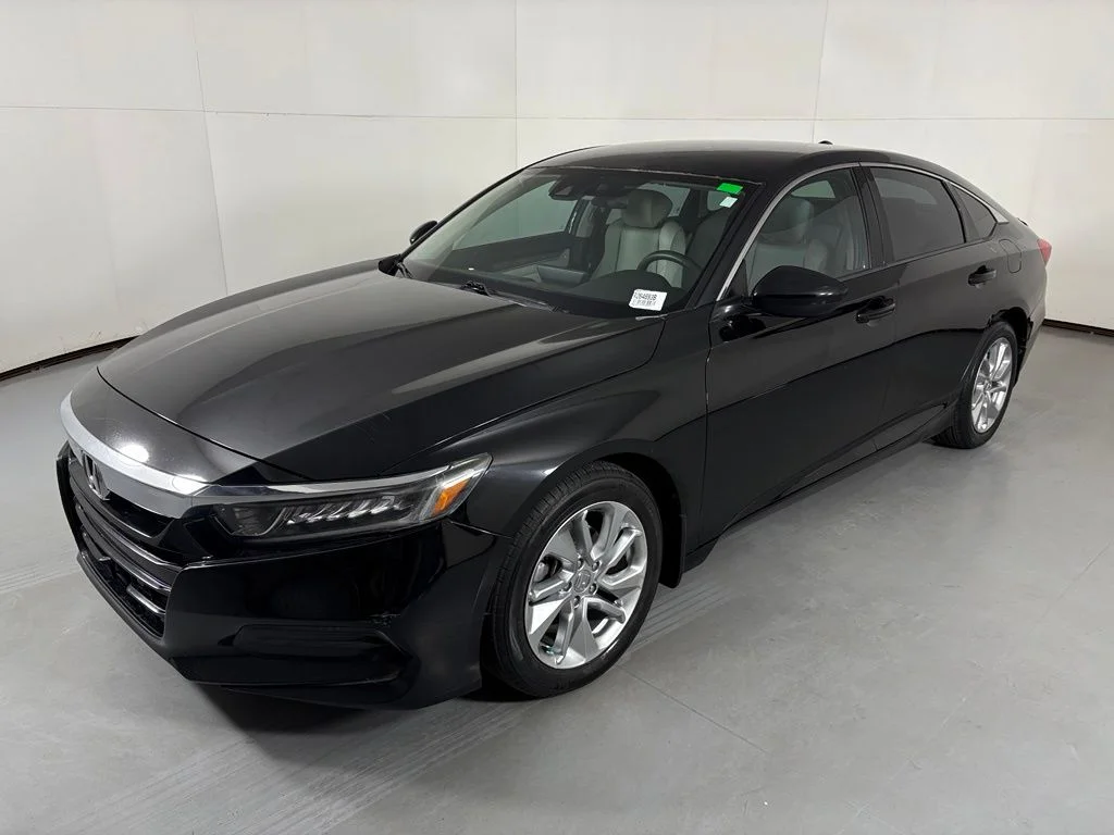 Used 2018  Honda LX image 4