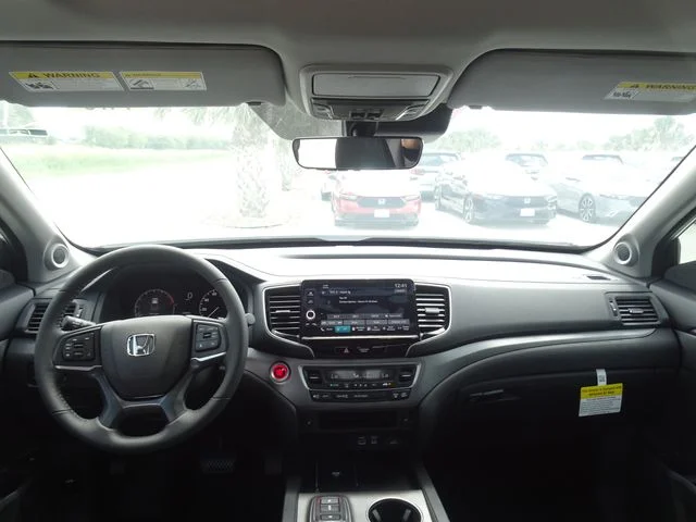 New 2026 Platinum White Pearl Honda RTL image 11