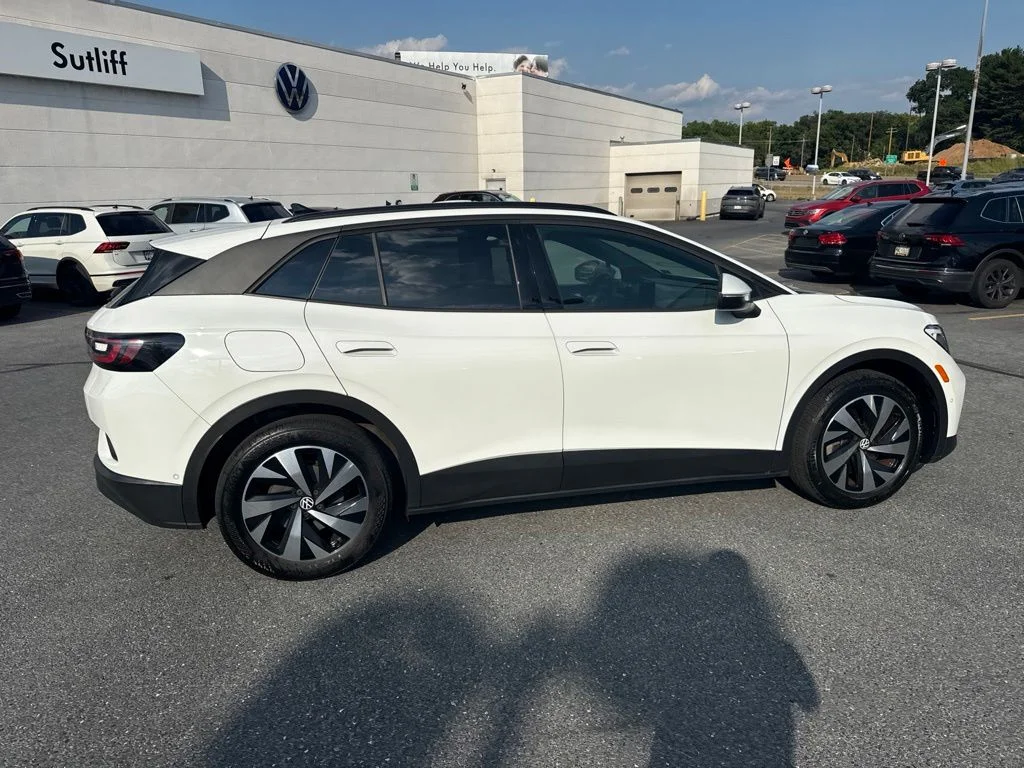 Certified Used 2024 Pure White Volkswagen Standard image 32