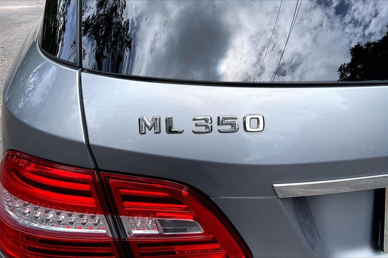 Used 2014 Silver Mercedes-Benz ML 350 image 26
