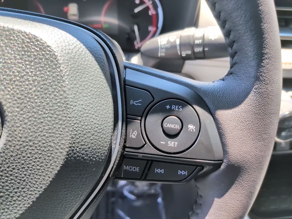 Used 2025 Black Toyota XLE Premium image 20