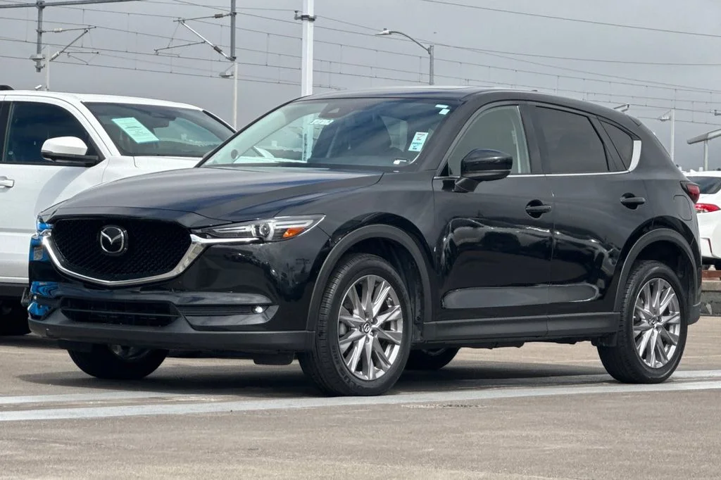 Used 2019 Black Mazda Grand Touring image 8