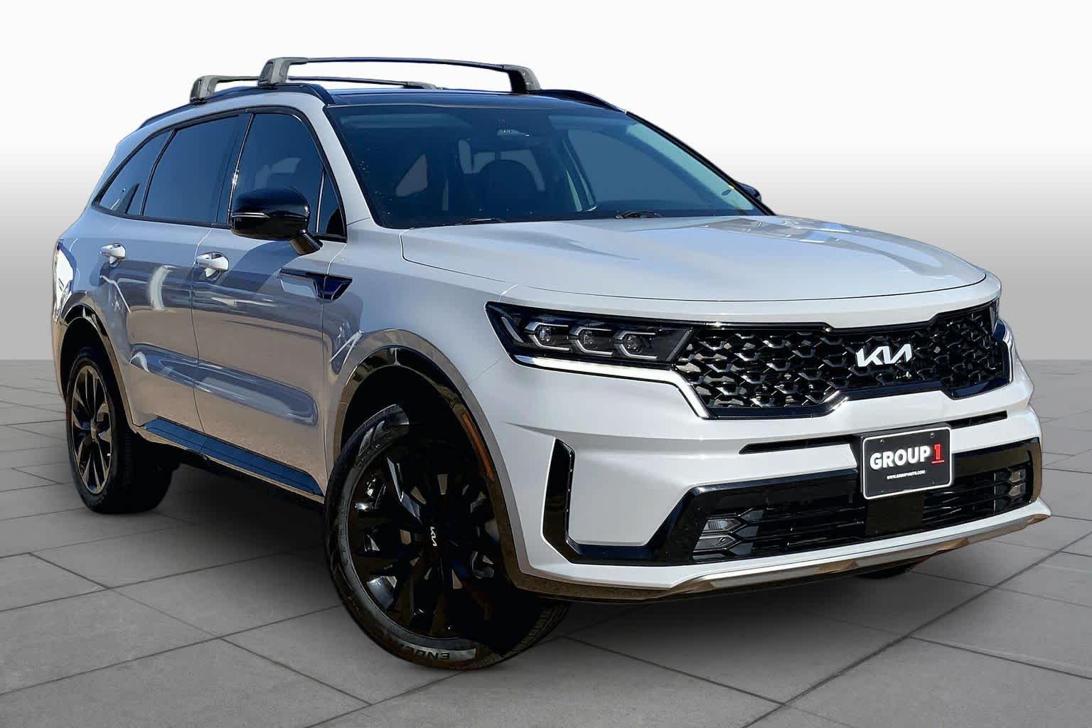 Pre-Owned 2023 Kia Sorento SX