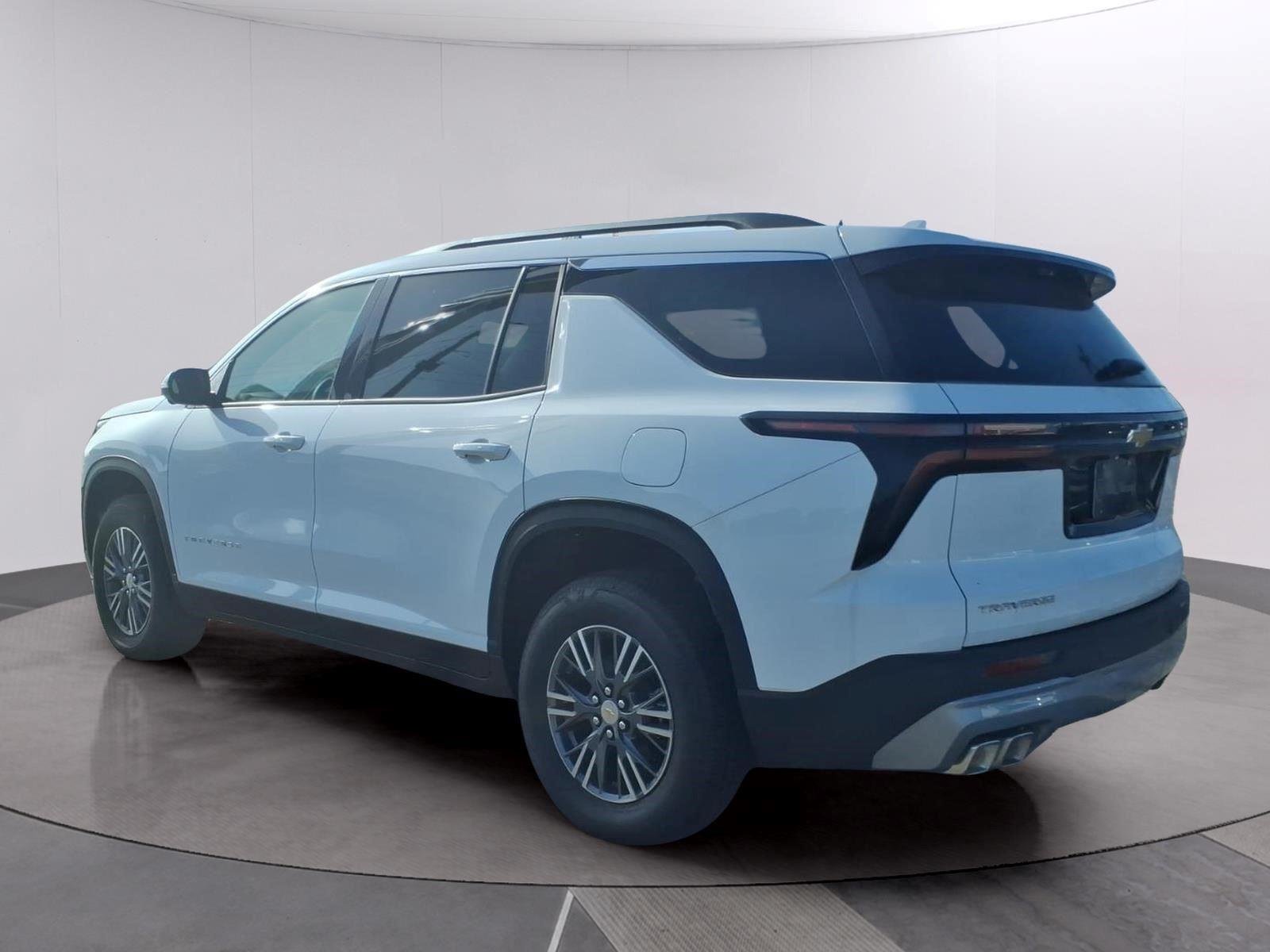 New 2026 Summit White Chevrolet LT image 3