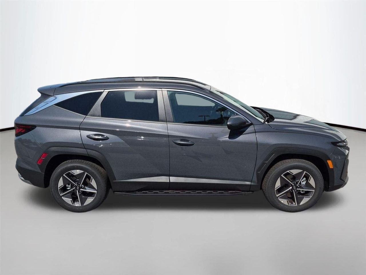 New 2026 Ecotronic Gray Hyundai SEL AWD image 6