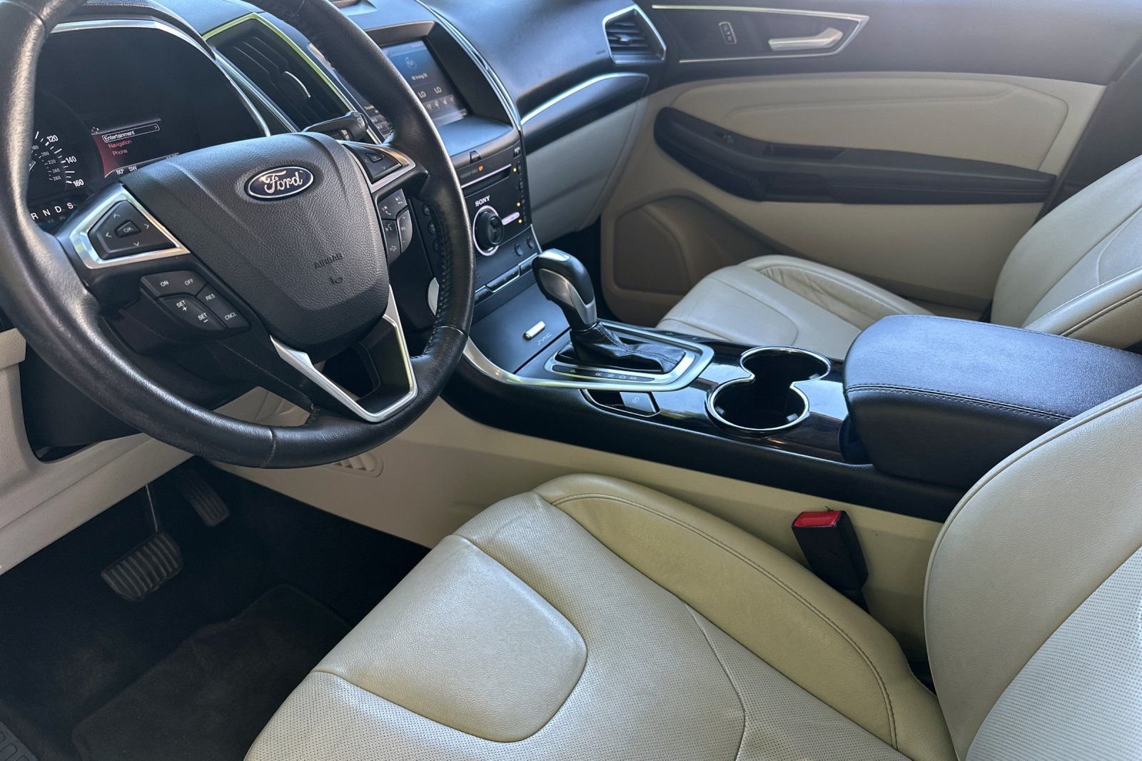 Used 2015 White Ford Titanium image 10