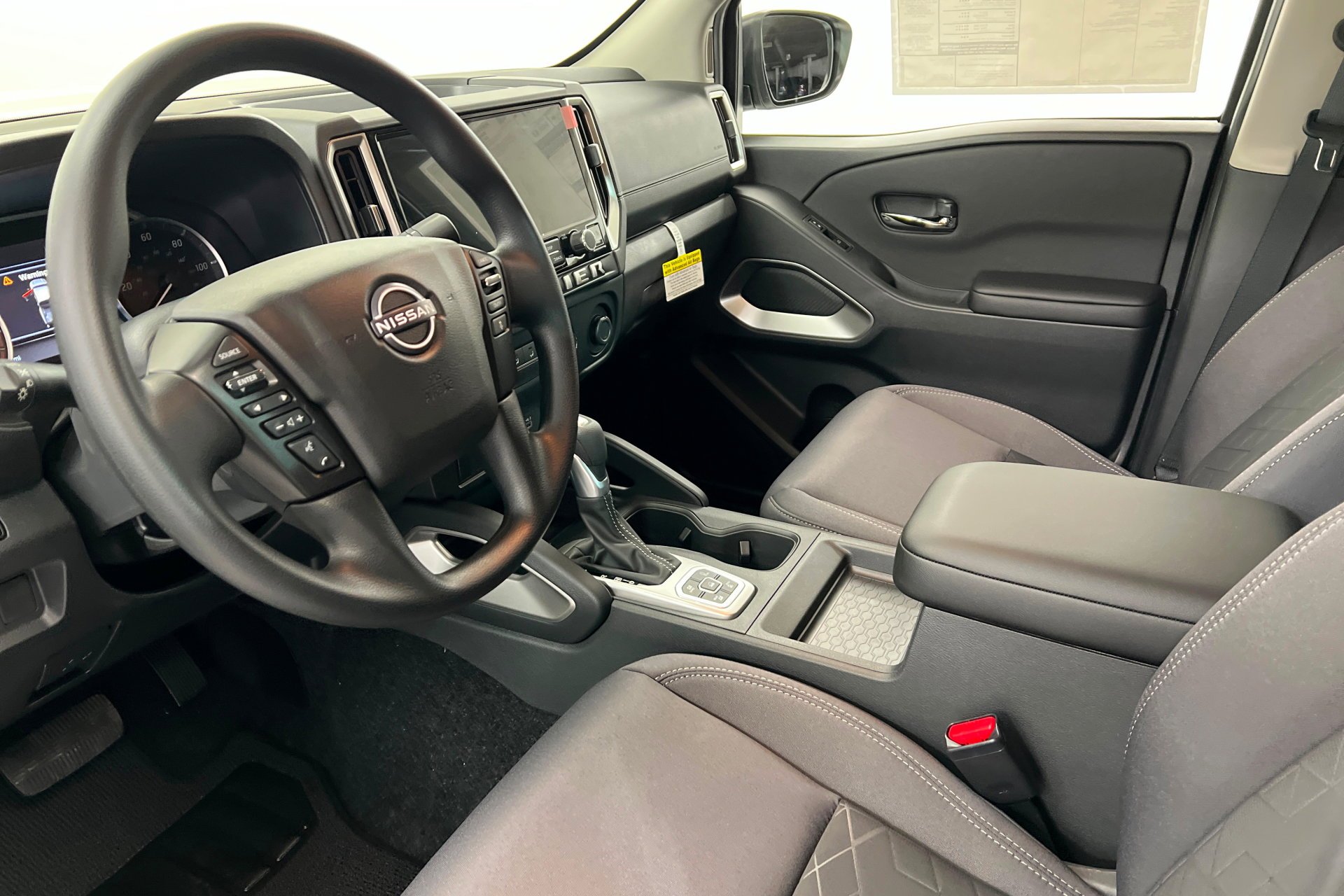 2026 Nissan Frontier SV - Photo 16