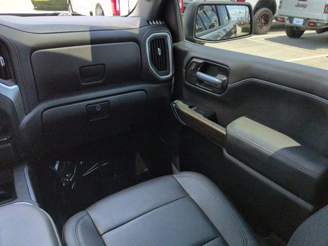Used 2022 Gray Chevrolet RST image 17
